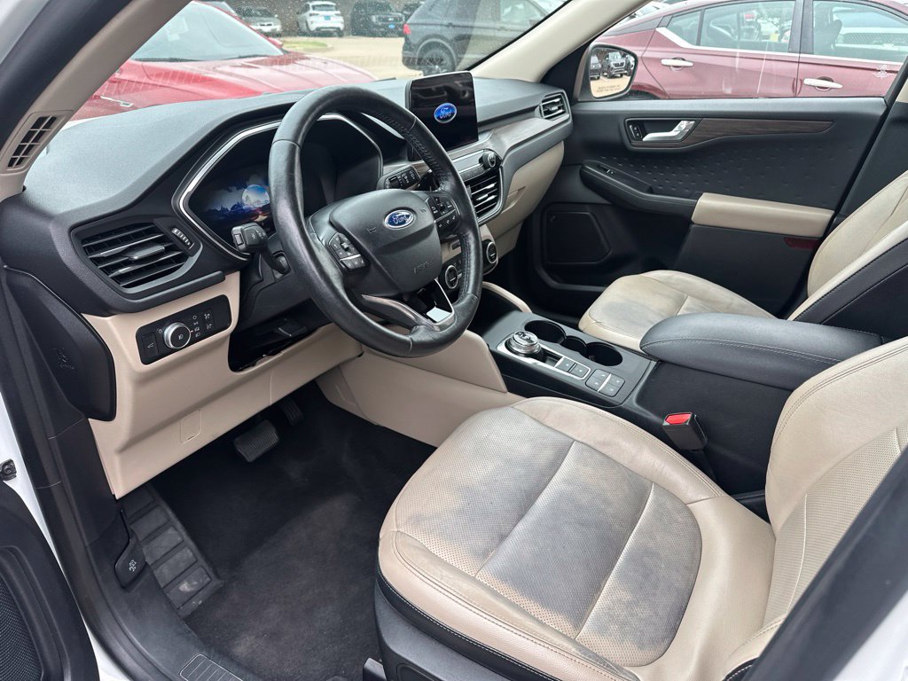Used 2020 Ford Escape Titanium AWD/4WD image 12