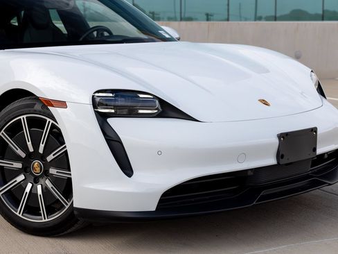 Used 2024 Porsche Taycan RWD image 6