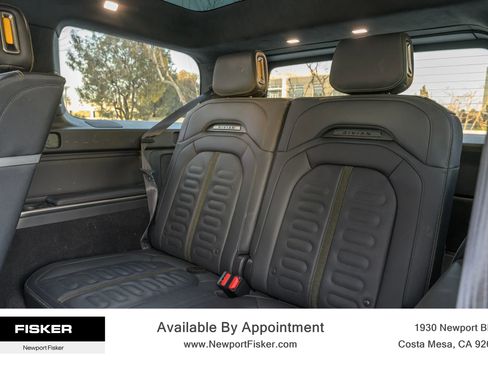 Used 2023 Rivian R1S Adventure image 21