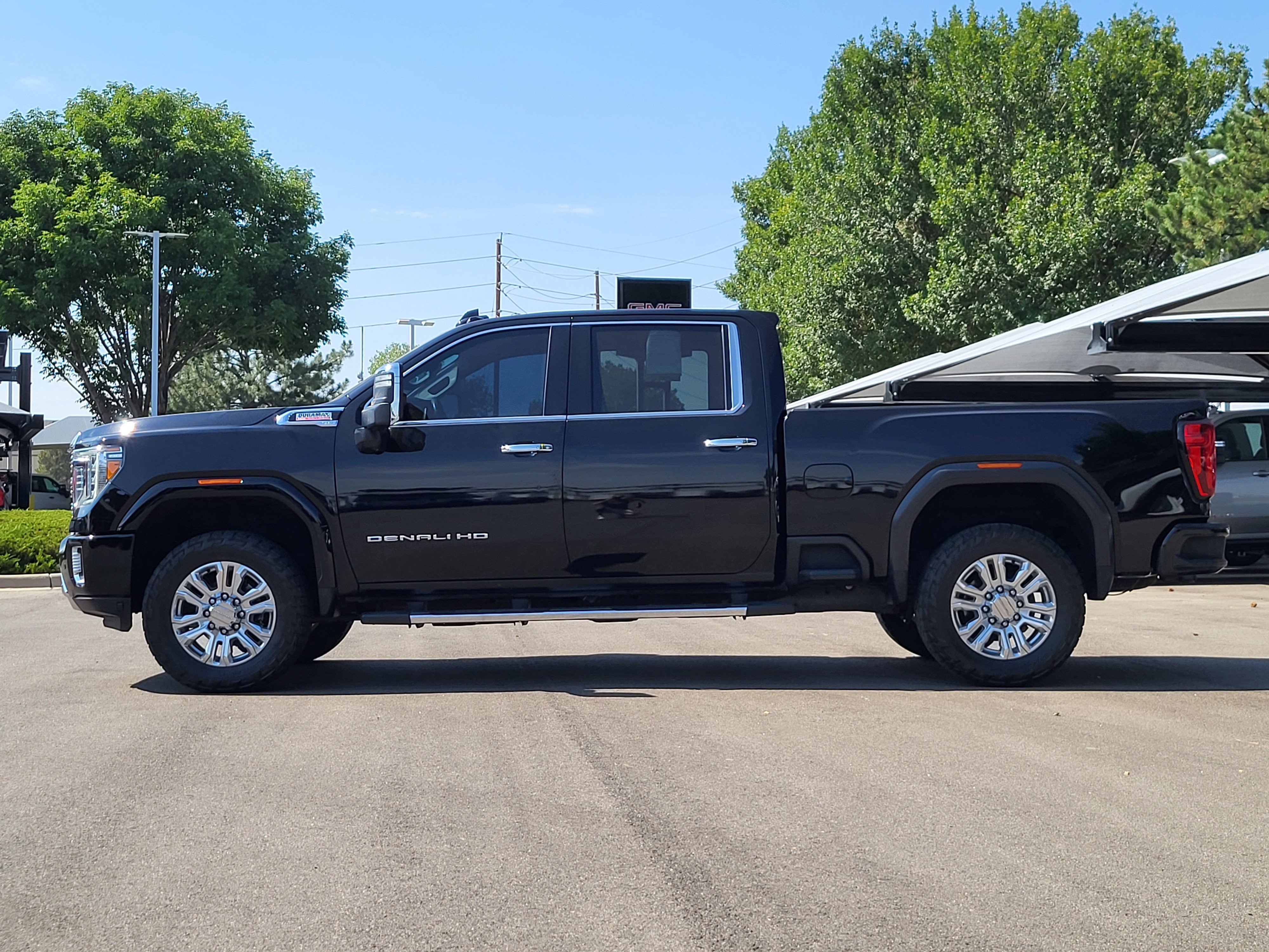 Used 2022 GMC Sierra 2500 Denali w/ Denali Ultimate Package AWD/4WD image 4