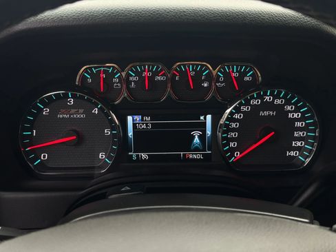 Used 2018 Chevrolet Tahoe LT w/ Z71 Midnight Edition AWD/4WD image 38