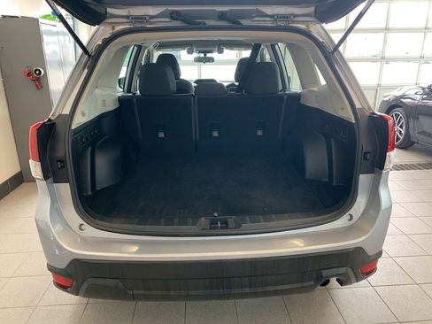 Used 2020 Subaru Forester Base w/ Alloy Wheel Package image 16