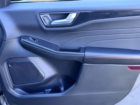 New 2026 Ford Escape ST-Line w/ Cold Weather Package image 27