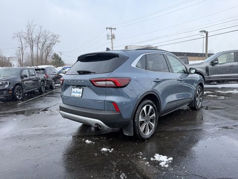 Certified 2023 Ford Escape Platinum w/ Premium Technology Package image 7