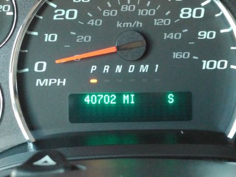 Used 2023 GMC Savana 2500 w/ Driver Convenience Package image 29