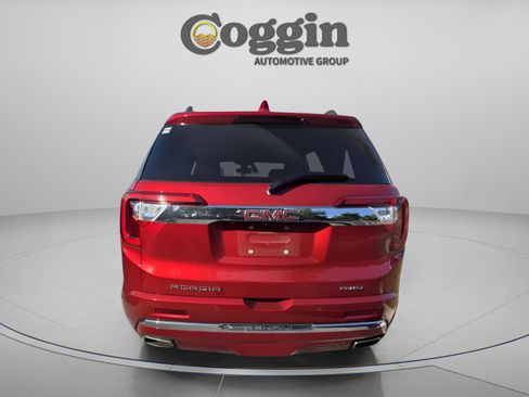 Used 2021 GMC Acadia Denali w/ Denali Technology Package image 12