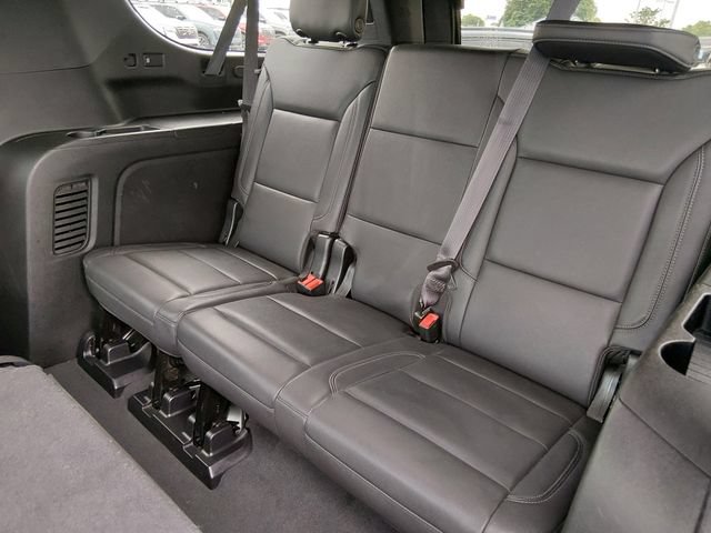Used 2024 Chevrolet Suburban LT AWD/4WD image 14