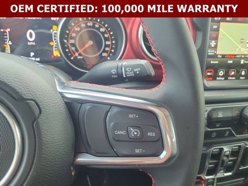 Used 2023 Jeep Gladiator Rubicon AWD/4WD image 29