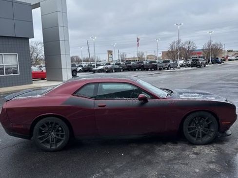 Used 2018 Dodge Challenger T/A image 7