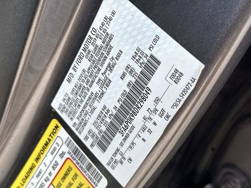 Used 2013 Ford Fusion Titanium FWD image 18
