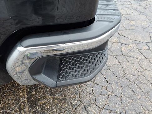 Used 2022 GMC Sierra 1500 SLT w/ SLT Premium Package image 27