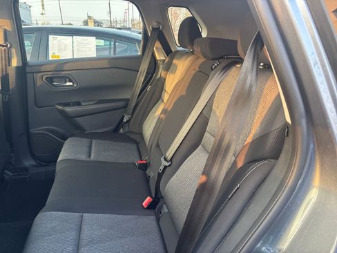 Used 2025 Nissan Rogue SV image 37