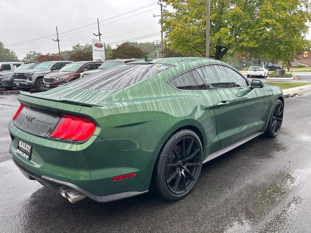 Used 2022 Ford Mustang GT RWD image 3