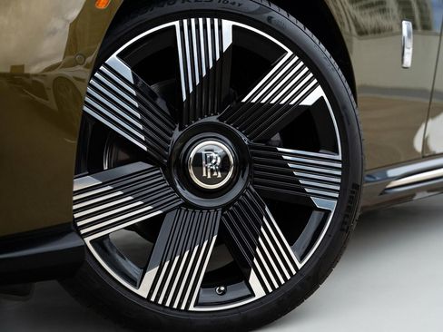 Certified 2024 Rolls-Royce Spectre Base w/ Spectre Launch Package image 6