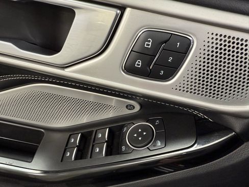 Used 2022 Ford Explorer ST w/ Equipment Group 401A image 14