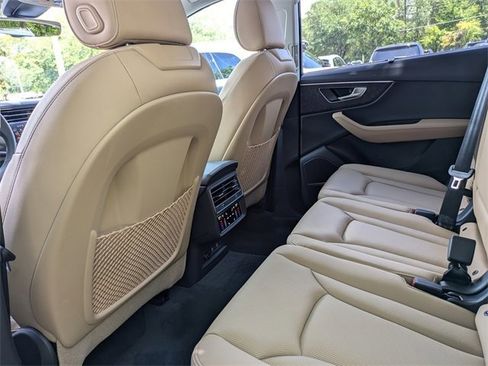 Used 2025 Audi Q7 3.0T Premium Plus image 5