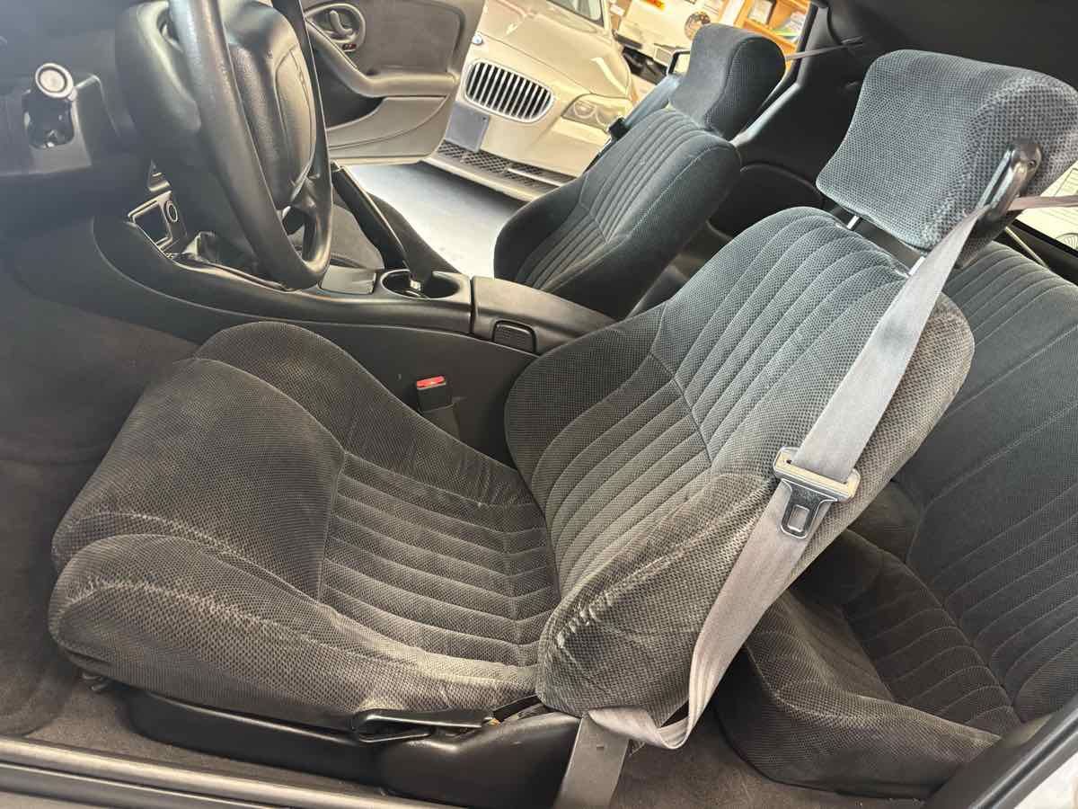 Used 2000 Pontiac Firebird Coupe RWD image 19