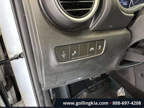 Used 2020 Hyundai Kona SEL FWD image 17