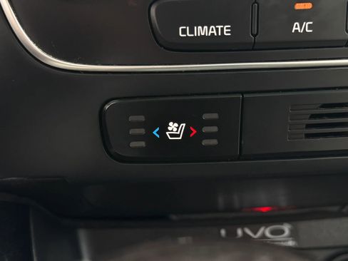 Used 2014 Kia Sorento SX w/ 3rd Row Package AWD/4WD image 31