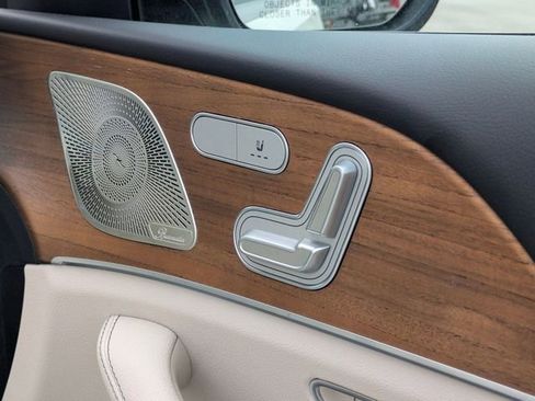 Used 2022 Mercedes-Benz GLE 350 4MATIC w/ Premium Package image 38