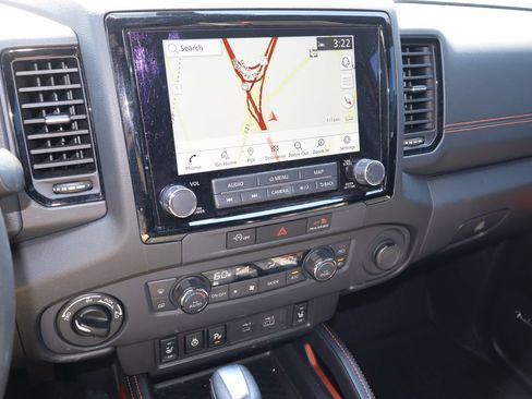 Used 2023 Nissan Frontier PRO-4X w/ Pro-4X Premium Package AWD/4WD image 7