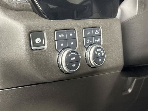 Used 2025 GMC Sierra 1500 Elevation w/ Elevation Premium Package AWD/4WD image 16
