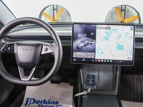 Used 2025 Tesla Model 3 Long Range RWD image 16