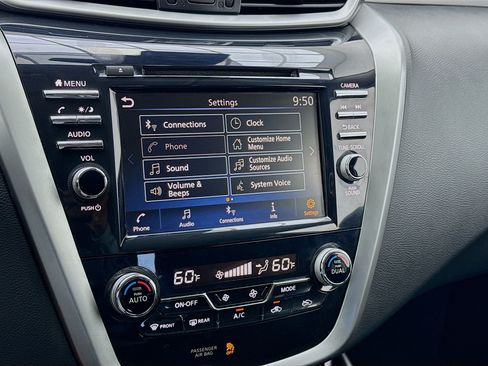 Used 2020 Nissan Murano SV AWD/4WD image 9