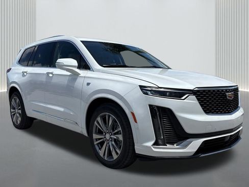 New 2025 Cadillac XT6 Premium Luxury w/ Platinum Package image 3
