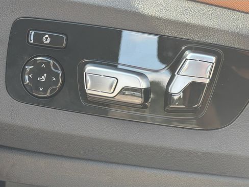 New 2026 BMW X5 xDrive40i w/ M Sport Package image 25