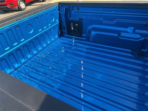 Certified 2025 Ford Maverick XLT w/ XLT Luxury Package image 11