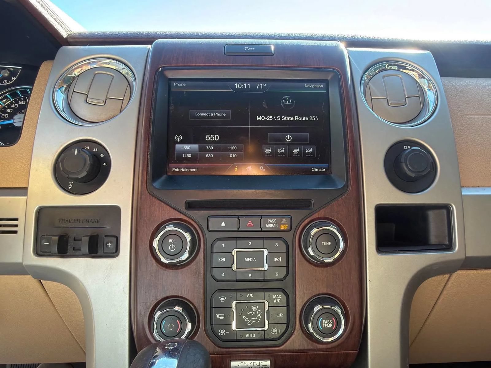 Used 2013 Ford F150 King Ranch w/ King Ranch Luxury Pkg AWD/4WD image 13