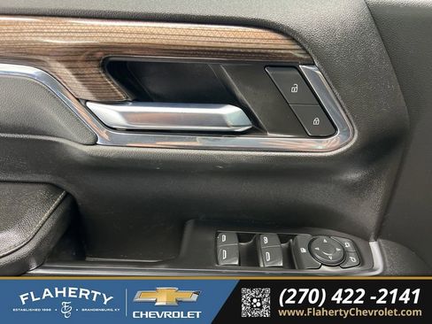 Used 2024 Chevrolet Silverado 1500 LT Trail Boss w/ LT Trail Boss Premium Package image 23