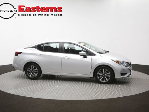Used 2025 Nissan Versa SV FWD image 45