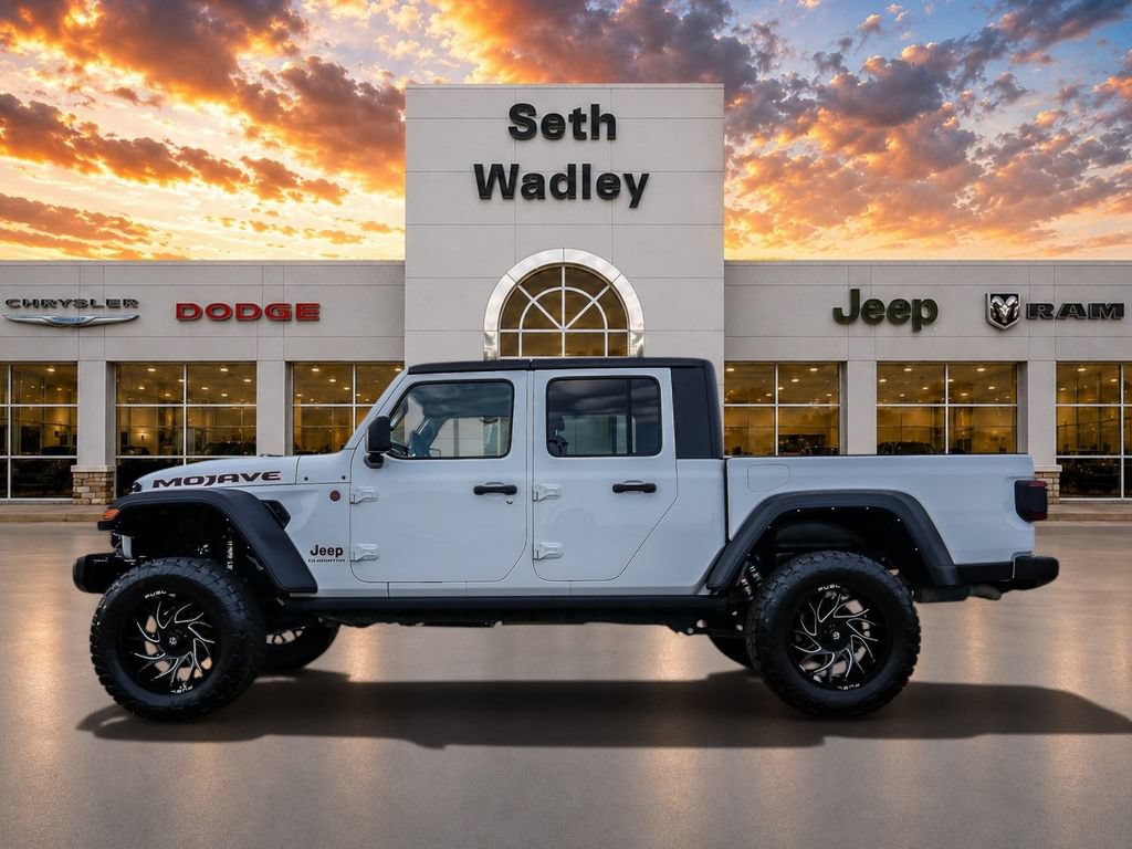 Used 2021 Jeep Gladiator Mojave AWD/4WD image 4