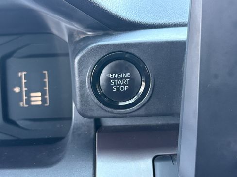 Used 2025 Toyota Tacoma SR5 AWD/4WD image 30
