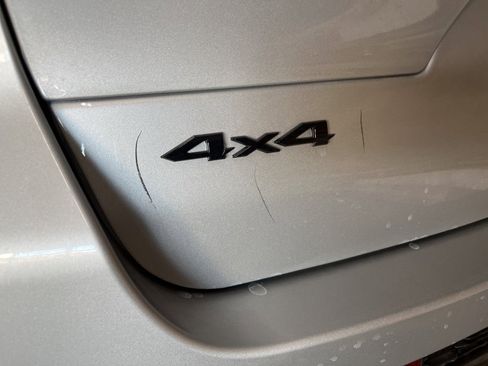 New 2025 Jeep Grand Cherokee L Altitude image 23