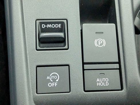 New 2026 Nissan Sentra SR w/ Floor Mat Package FWD image 22