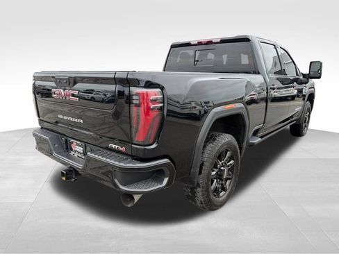 Used 2024 GMC Sierra 2500 AT4 w/ AT4 Premium Plus Package AWD/4WD image 7