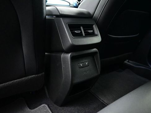 Used 2026 Chevrolet Equinox EV LT FWD image 26