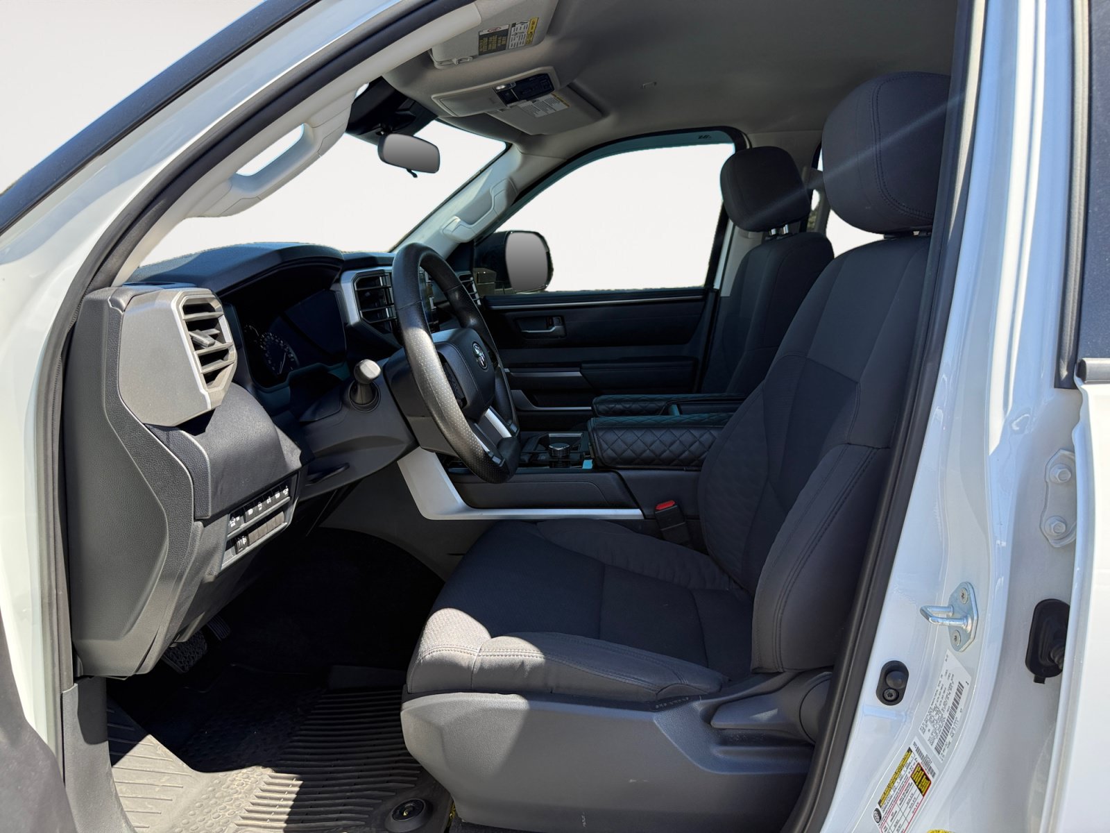 Used 2022 Toyota Tundra SR5 w/ SR5 Convenience Package RWD image 10