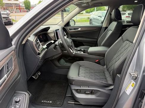 New 2026 Volkswagen Atlas SEL Premium R-Line AWD/4WD image 10