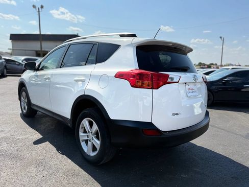 Used 2014 Toyota RAV4 XLE FWD image 5