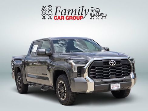 New 2026 Toyota Tundra SR5 w/ TRD Off-Road Premium Package AWD/4WD image 2