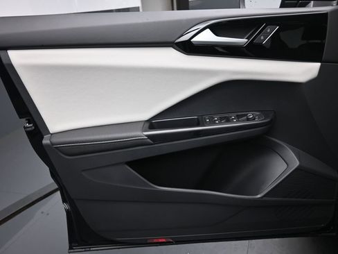 New 2026 Volkswagen Taos S FWD image 19