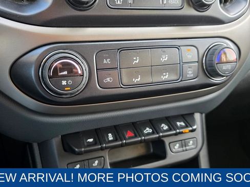 Used 2022 Chevrolet Colorado Z71 image 18