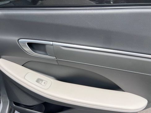 Used 2023 Hyundai Sonata Limited FWD image 53