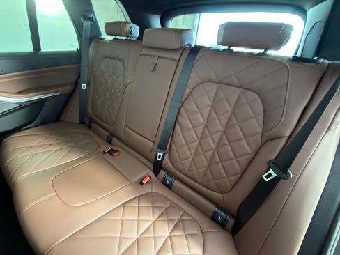 Used 2026 BMW X5 sDrive40i w/ Premium Package image 28