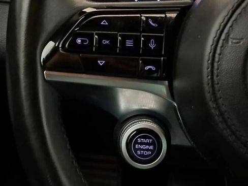 Used 2023 Maserati Grecale GT AWD/4WD image 16