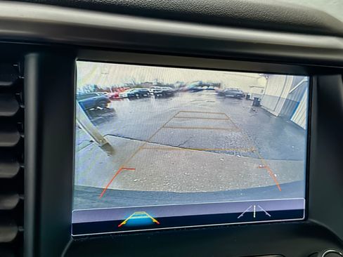 Used 2019 GMC Acadia SLE w/ Driver Alert Package I image 18